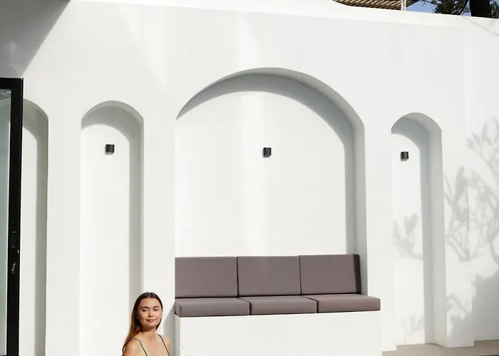 Brand New 4br With Pool & Rooftop Near Lafavela *