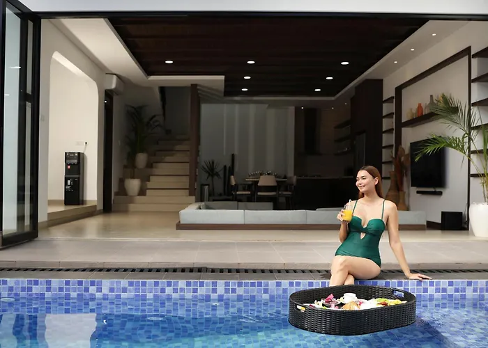 Brand New 4br With Pool & Rooftop Near Lafavela スミニャック