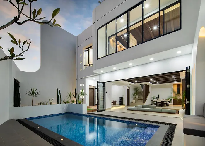 Brand New 4br With Pool & Rooftop Near Lafavela * スミニャック