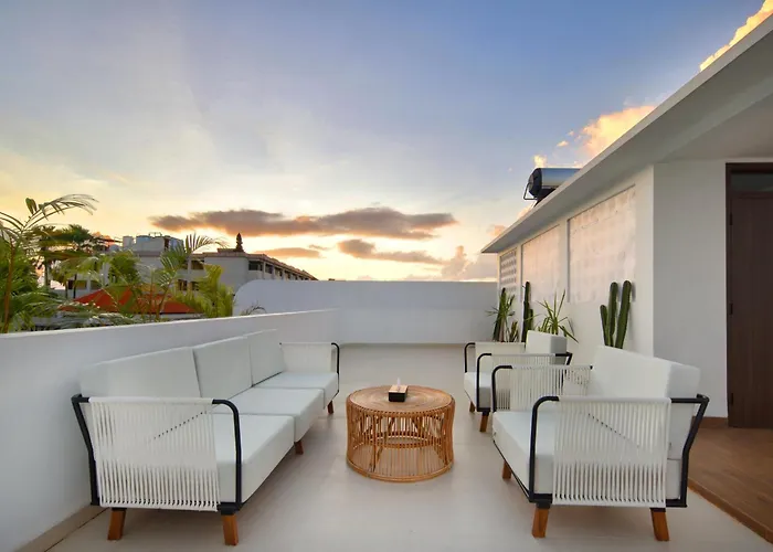 Brand New 4br With Pool & Rooftop Near Lafavela *